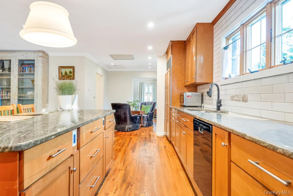 #10 photo, 386 Mill Road, サフォーク郡 Westhampton , NY 11977