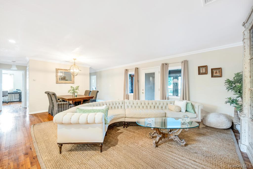 #7 photo, 386 Mill Road, サフォーク郡 Westhampton , NY 11977