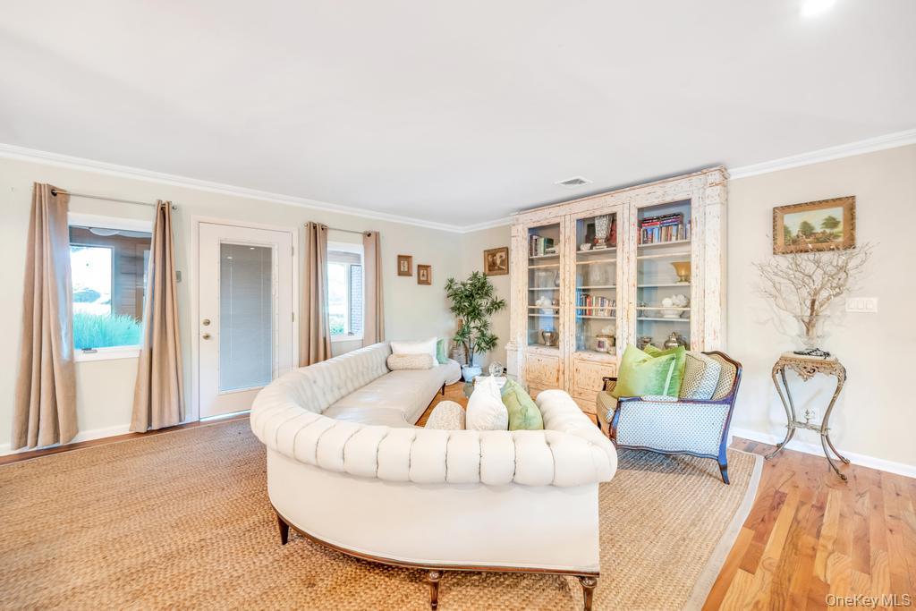 #9 photo, 386 Mill Road, サフォーク郡 Westhampton , NY 11977