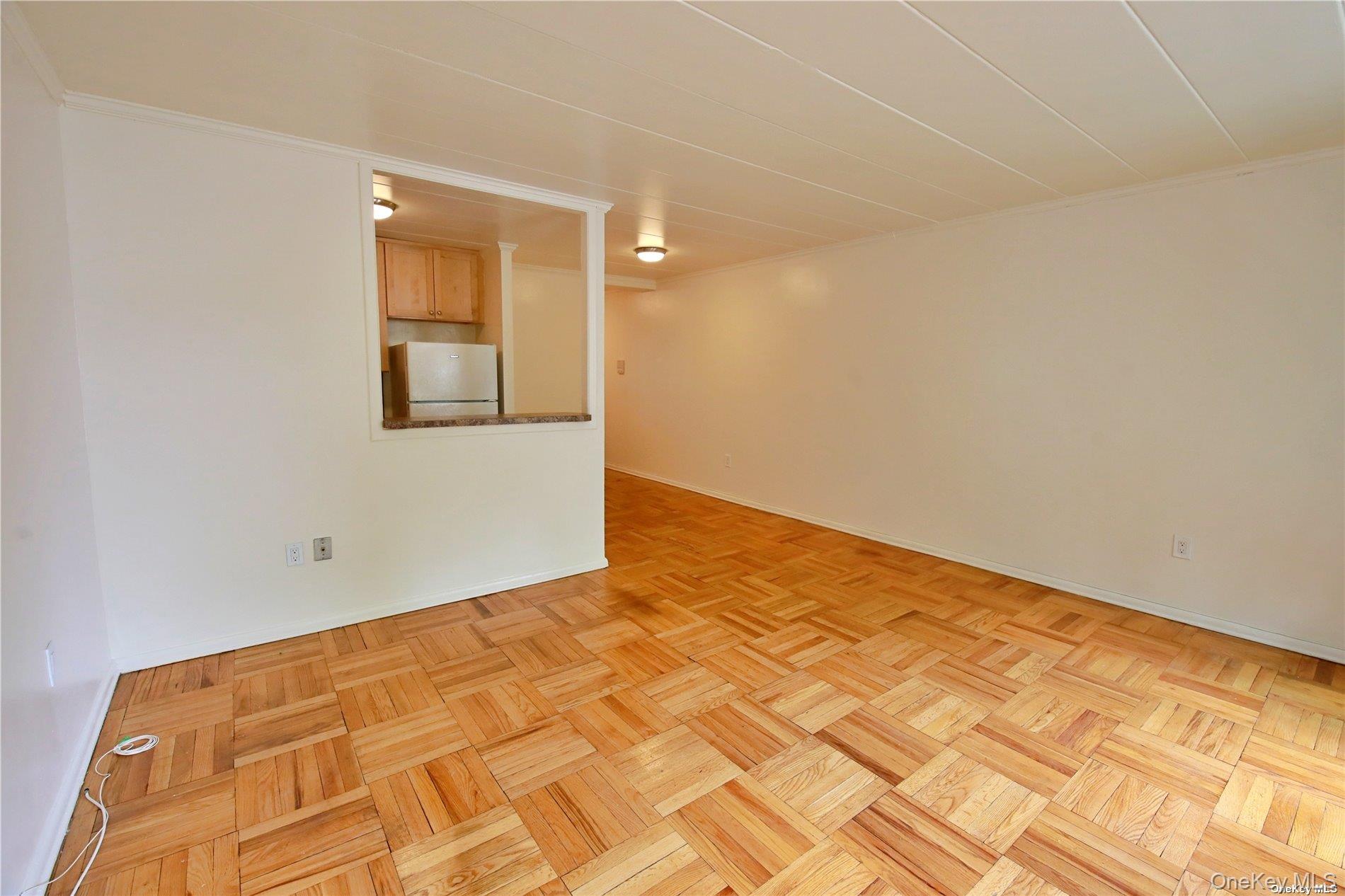 #2 photo, 121 Vincent Ave, Lynbrook , NY 11563