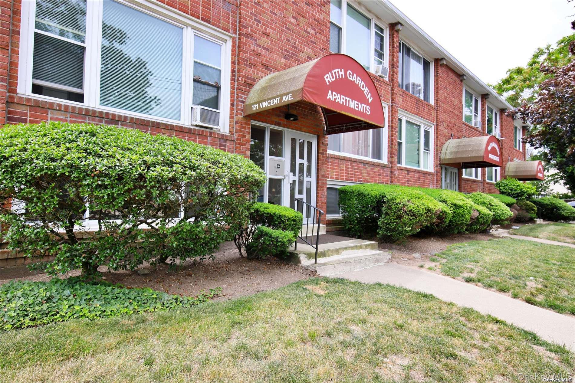 #9 photo, 121 Vincent Ave, Lynbrook , NY 11563