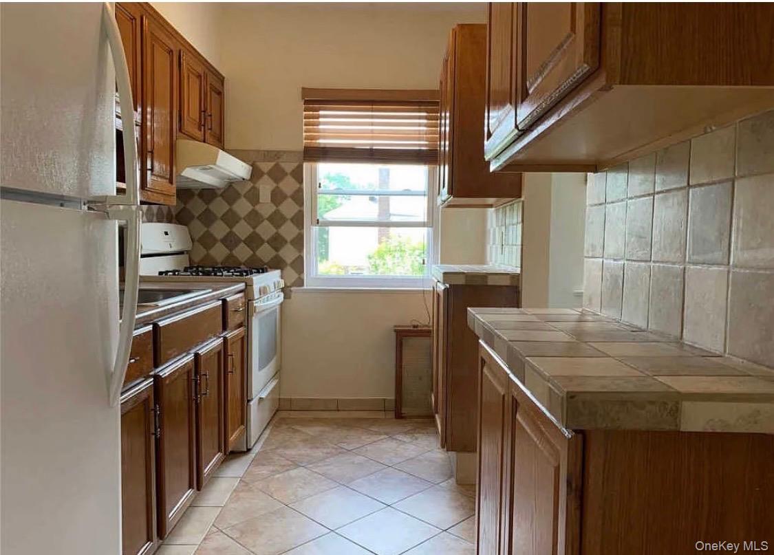 #10 photo, 15016 26th Avenue, Flushing , NY 11354