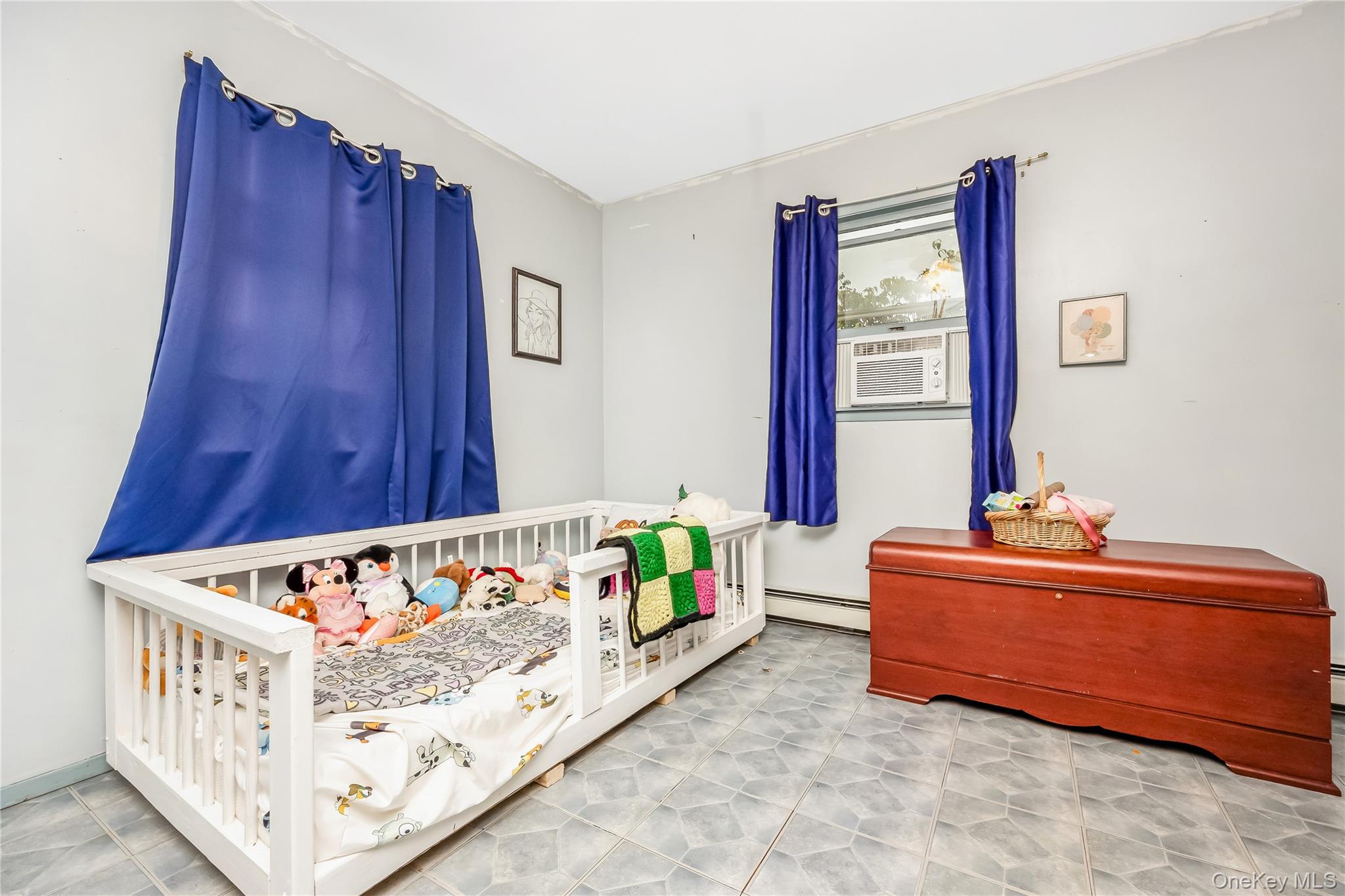 #12 photo, 60 Tiptop Lane, Hicksville , NY 11801