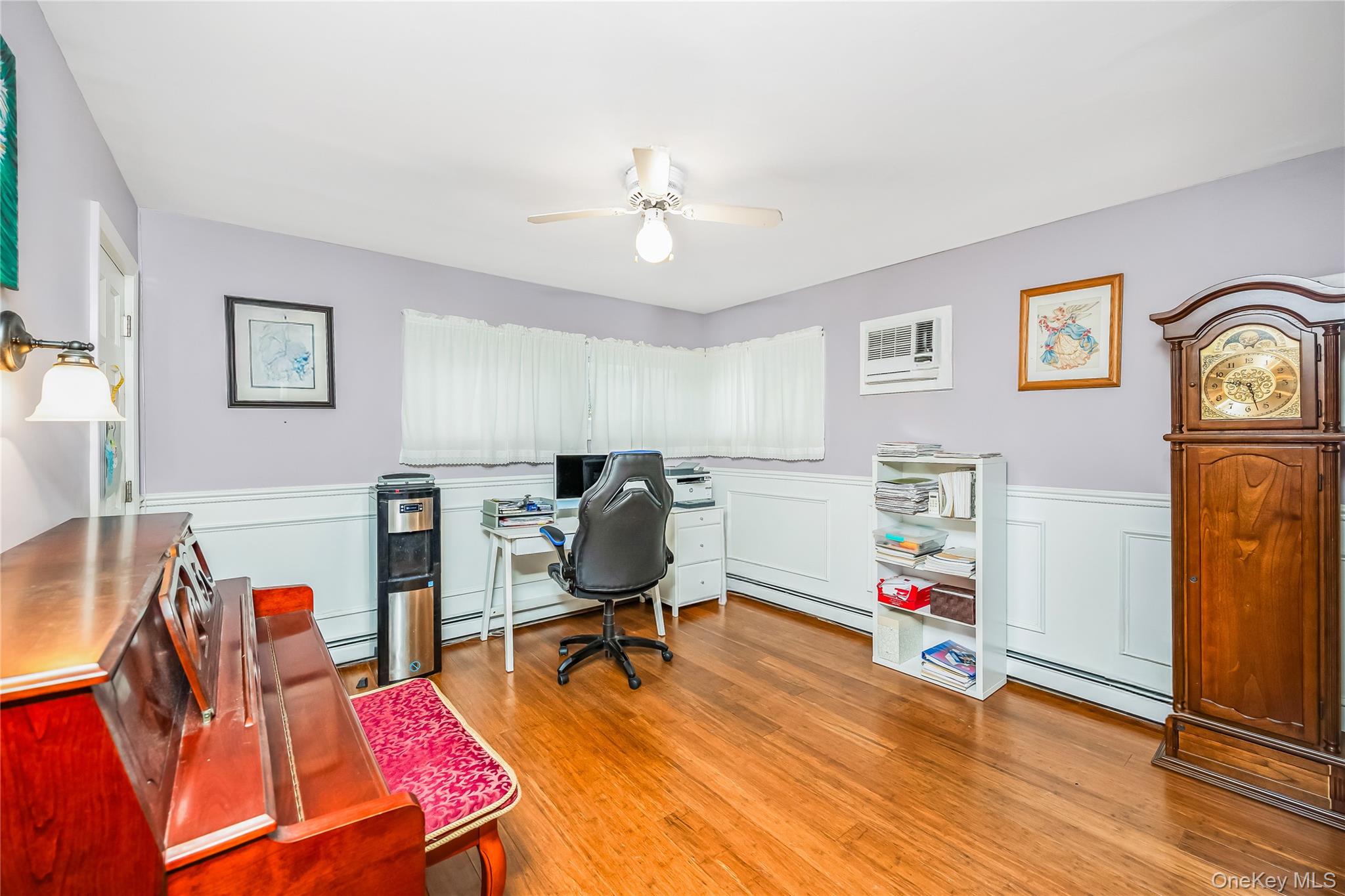 #8 photo, 60 Tiptop Lane, Hicksville , NY 11801