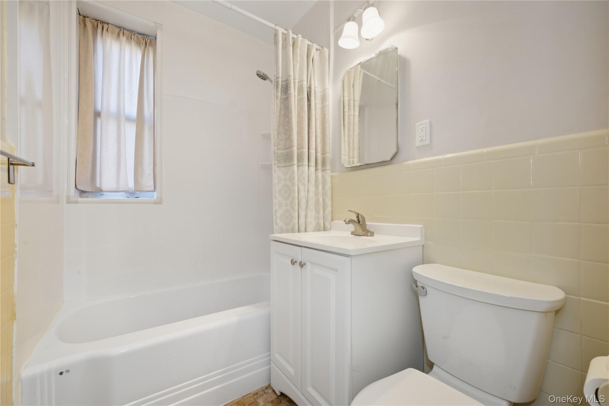 #19 photo, 1 Jefferson Avenue, ナッソー郡 Rockville Centre , NY 11570