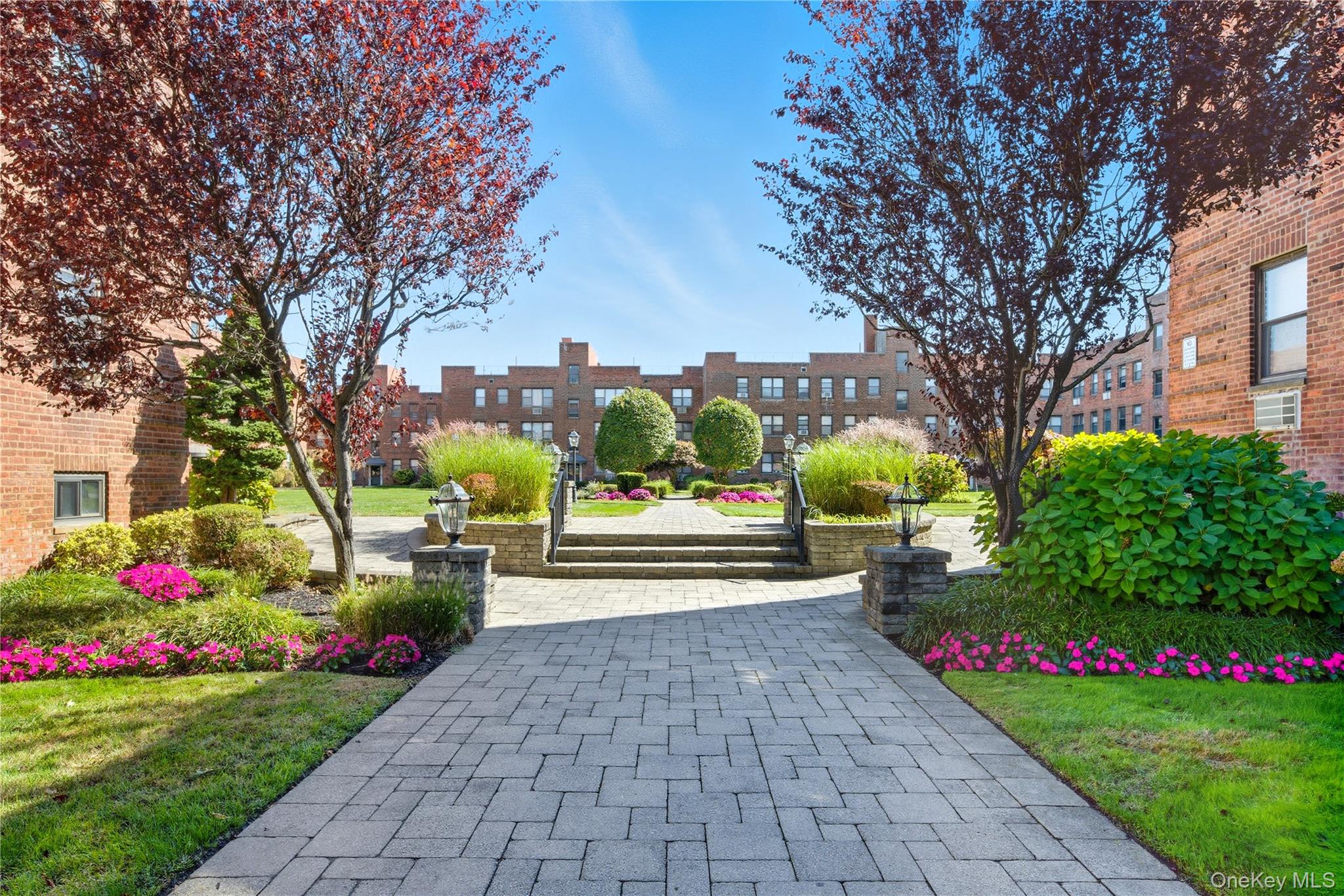 #2 photo, 1 Jefferson Avenue, ナッソー郡 Rockville Centre , NY 11570