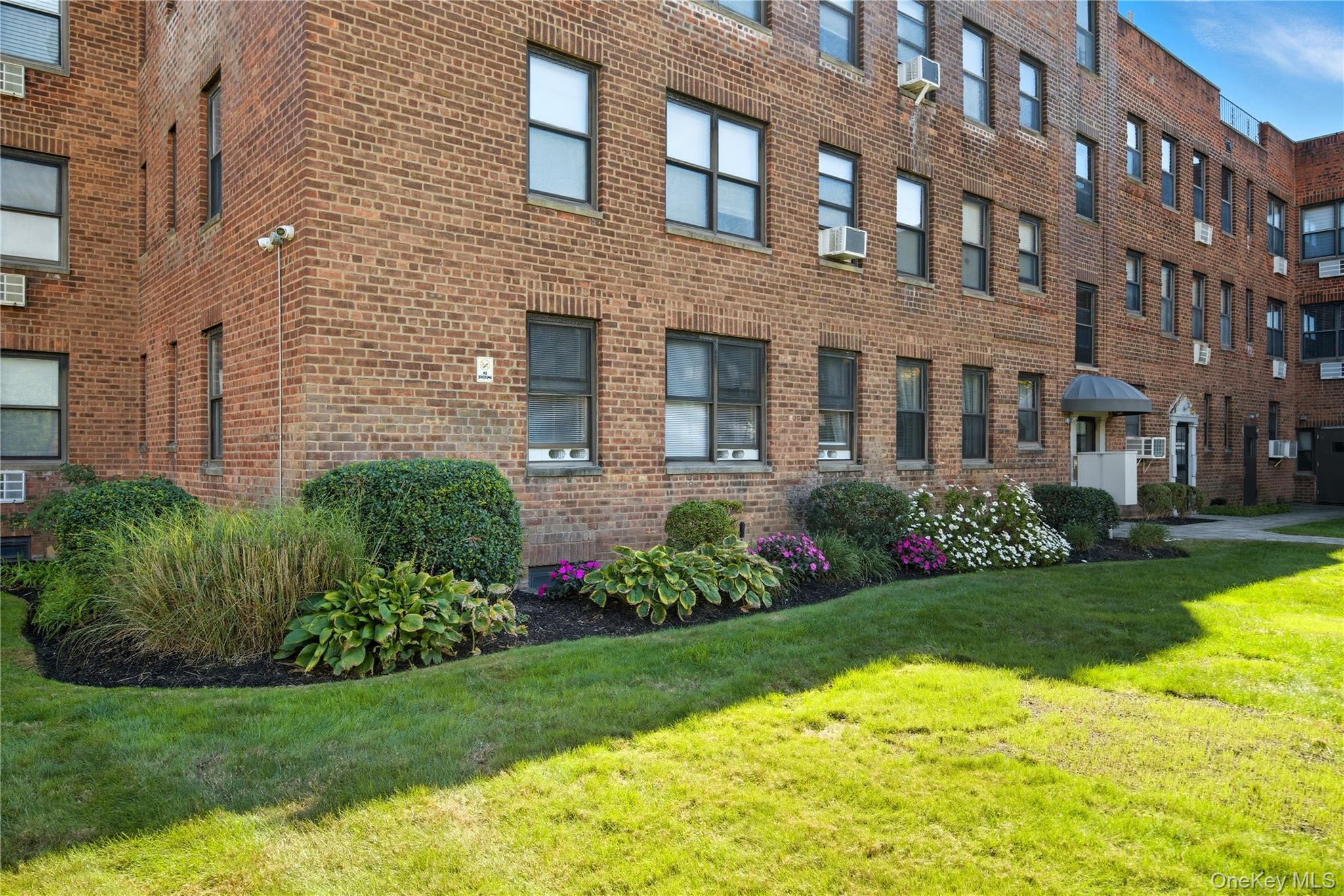 #5 photo, 1 Jefferson Avenue, ナッソー郡 Rockville Centre , NY 11570