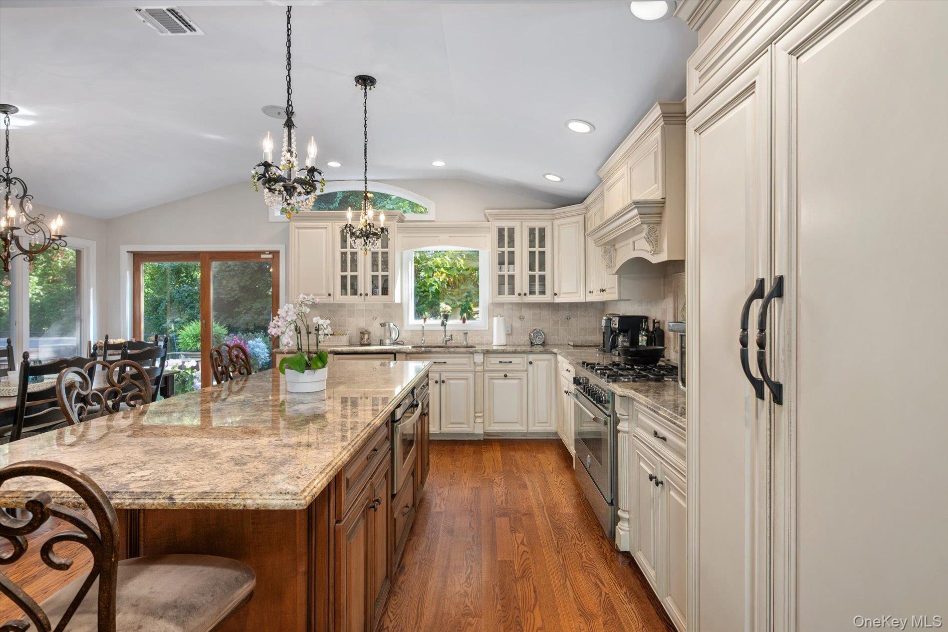 #3 photo, 4 Whittock Lane, Melville , NY 11747