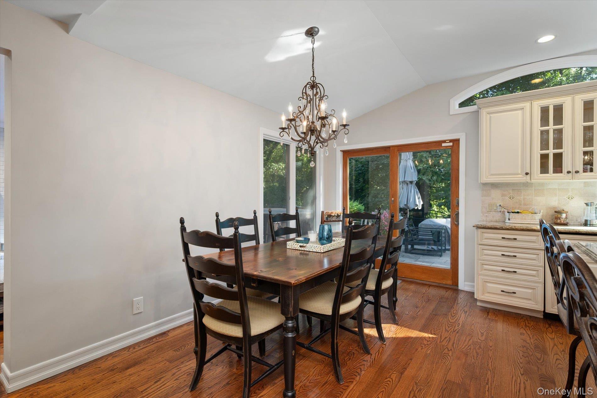 #4 photo, 4 Whittock Lane, Melville , NY 11747