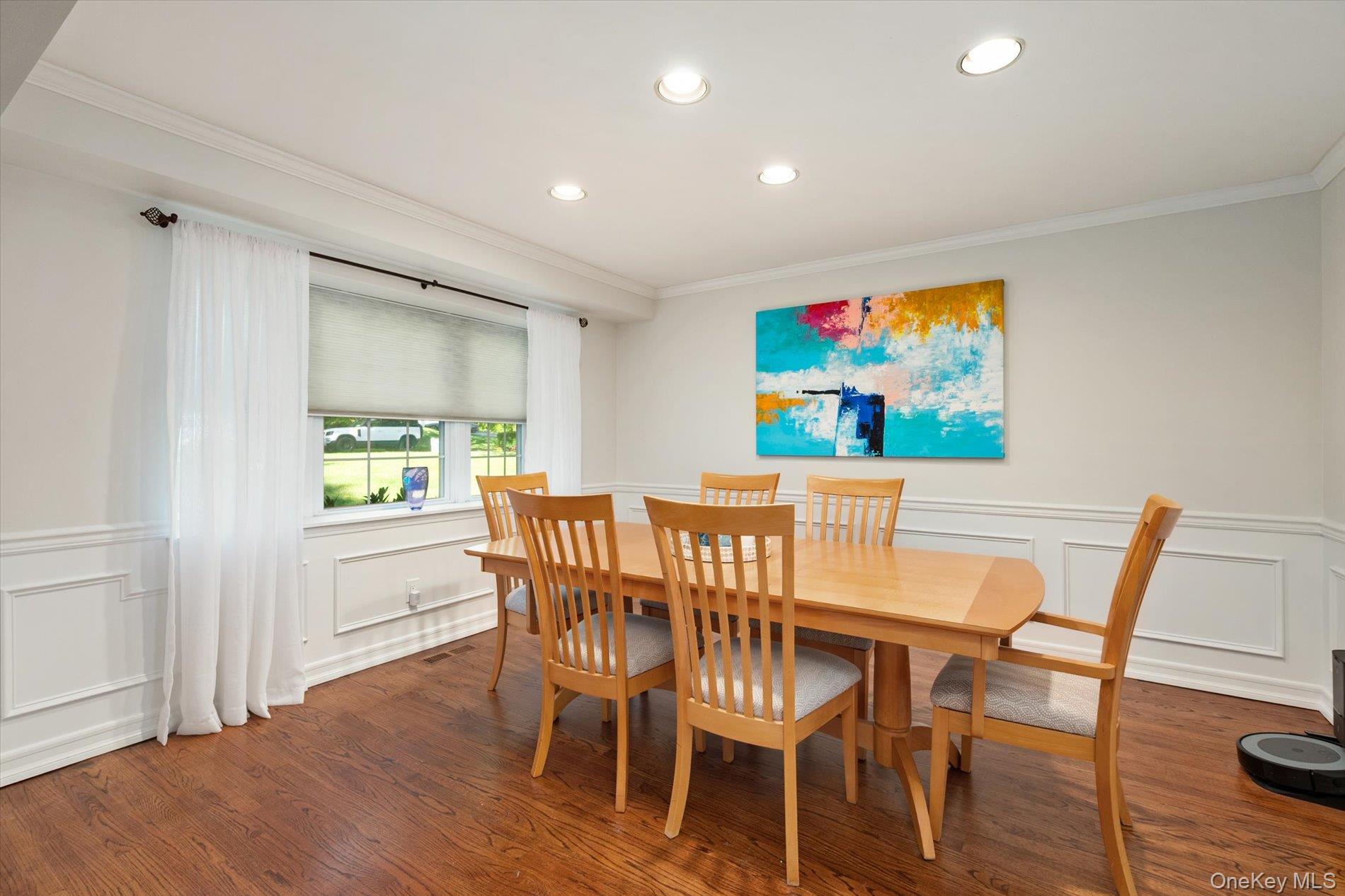 #5 photo, 4 Whittock Lane, Melville , NY 11747