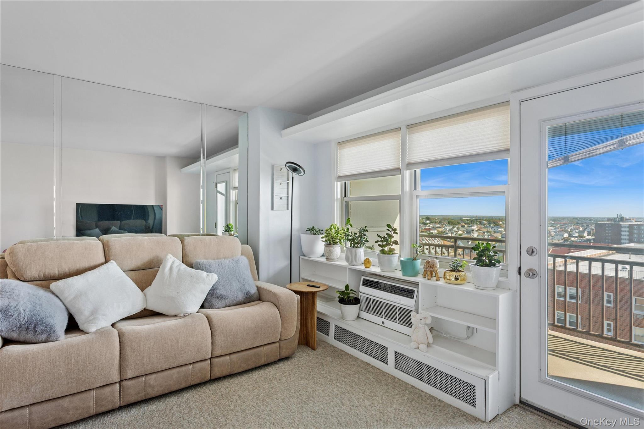 #12 photo, 25 Neptune Boulevard, Long Beach , NY 11561