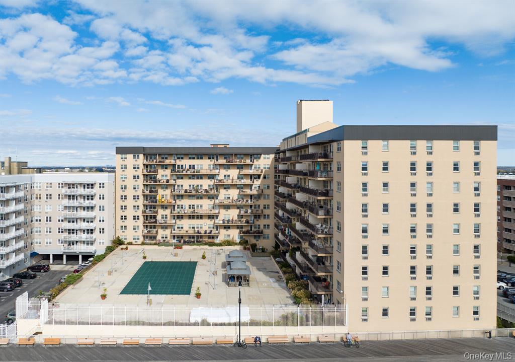 #20 photo, 25 Neptune Boulevard, Long Beach , NY 11561