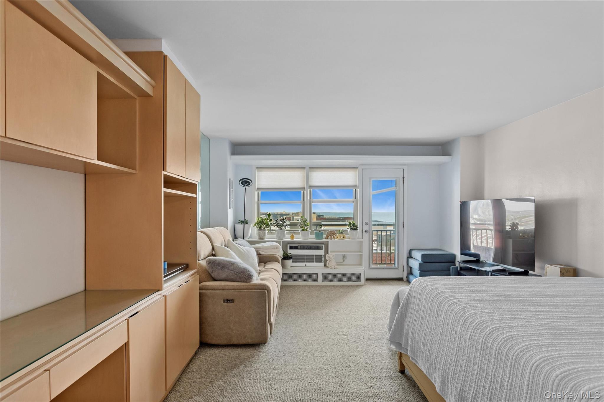 #6 photo, 25 Neptune Boulevard, Long Beach , NY 11561