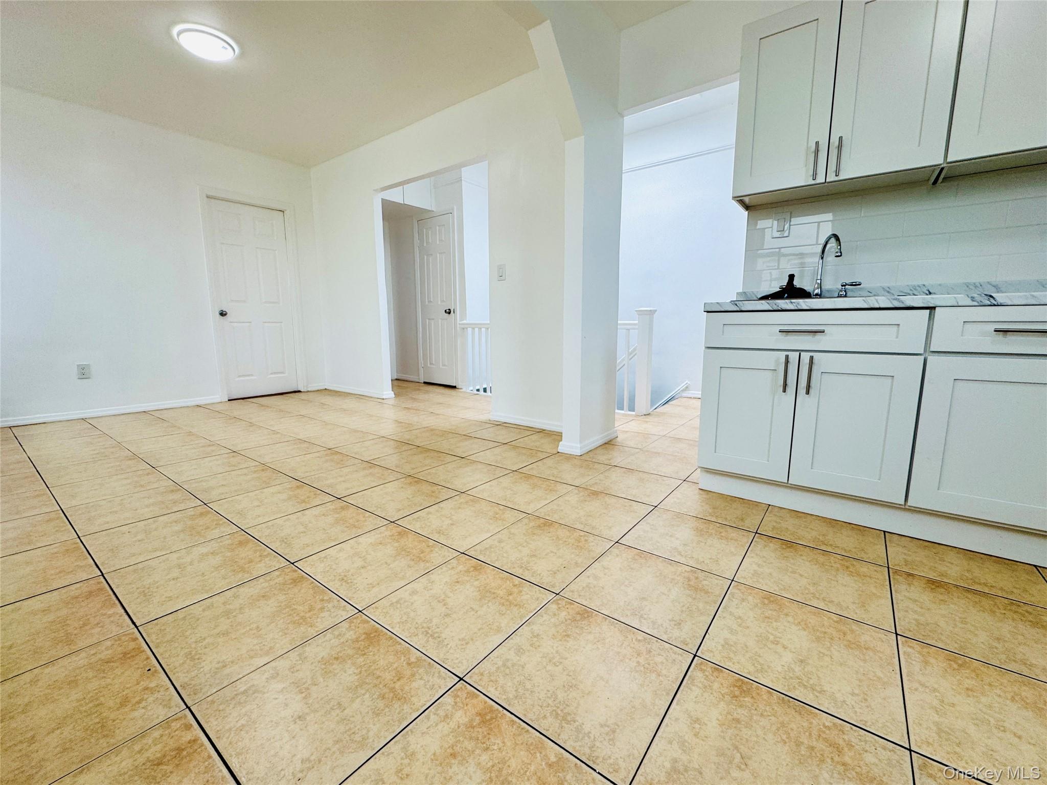 #8 photo, 3116 84th Street, Jackson Heights , NY 11370