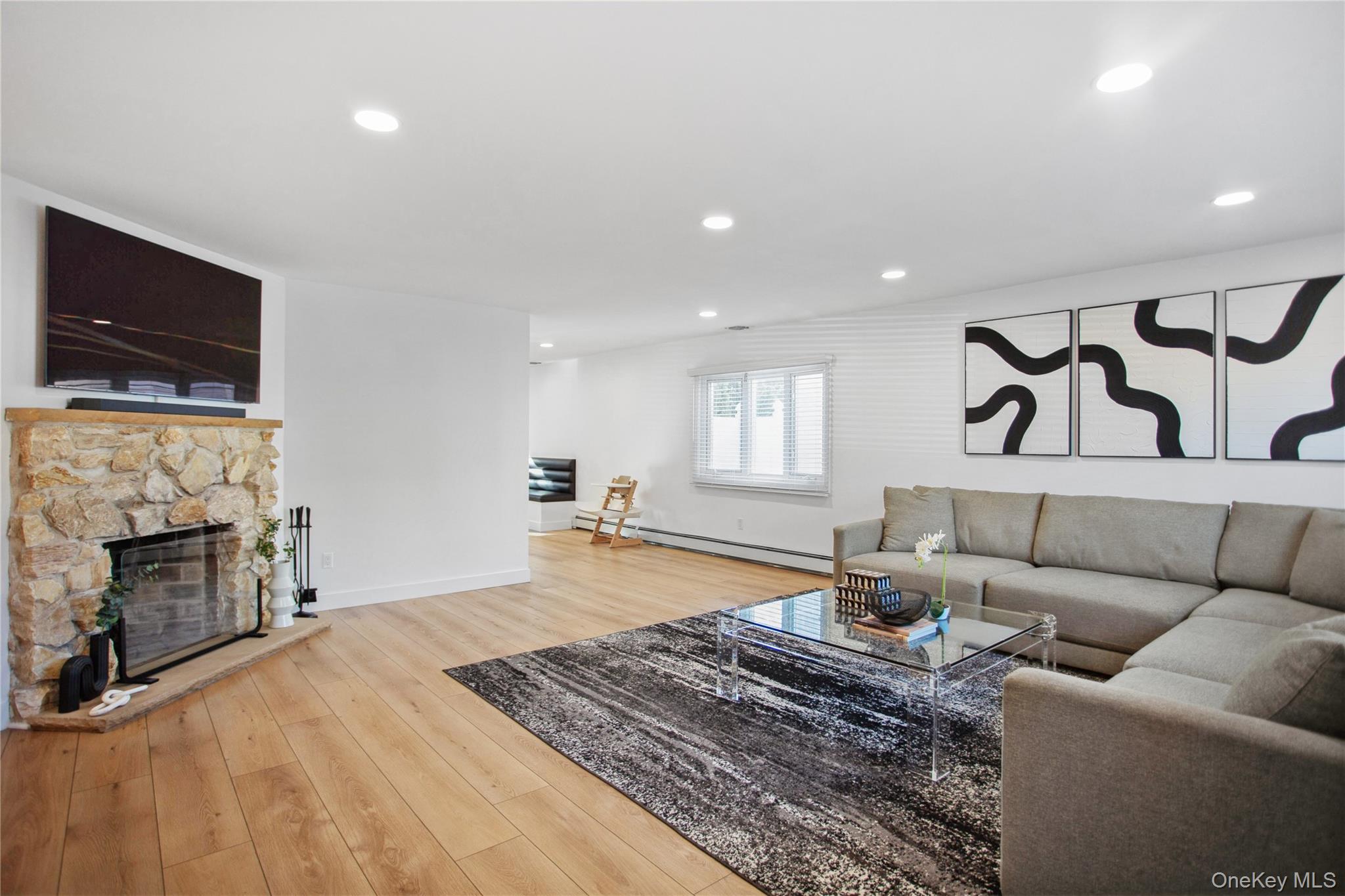 #10 photo, 110 Hampton Way, नासाउ काउंटी Merrick , NY 11566