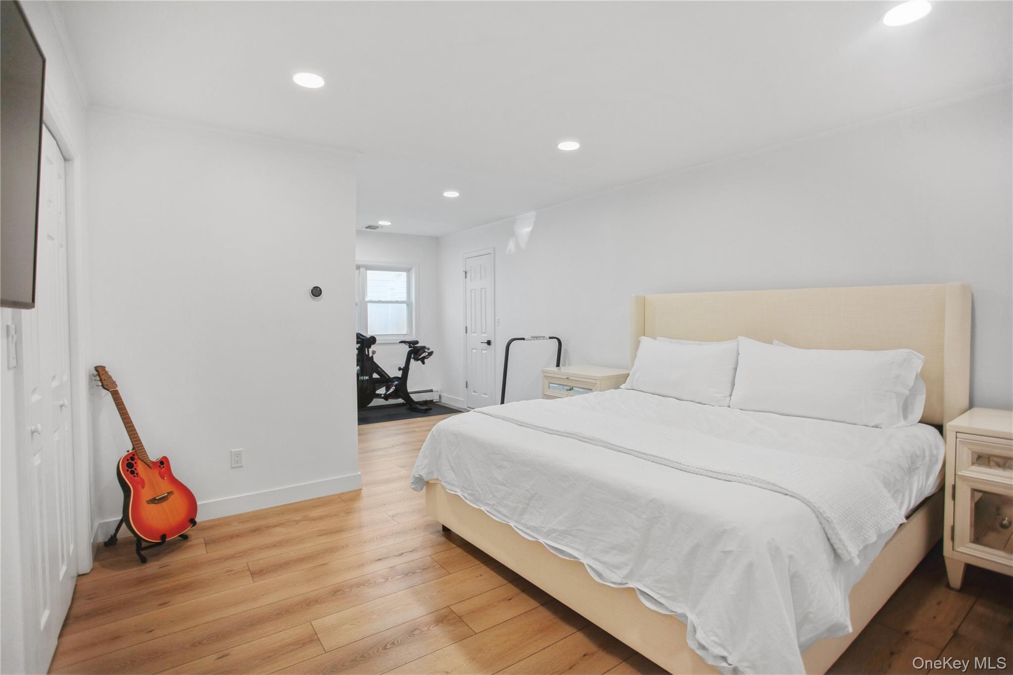 #16 photo, 110 Hampton Way, नासाउ काउंटी Merrick , NY 11566