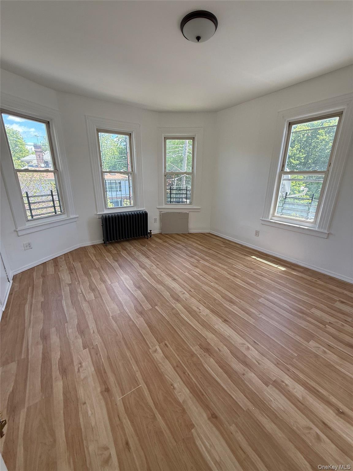 #8 photo, 8520 85th Road, Woodhaven , NY 11421