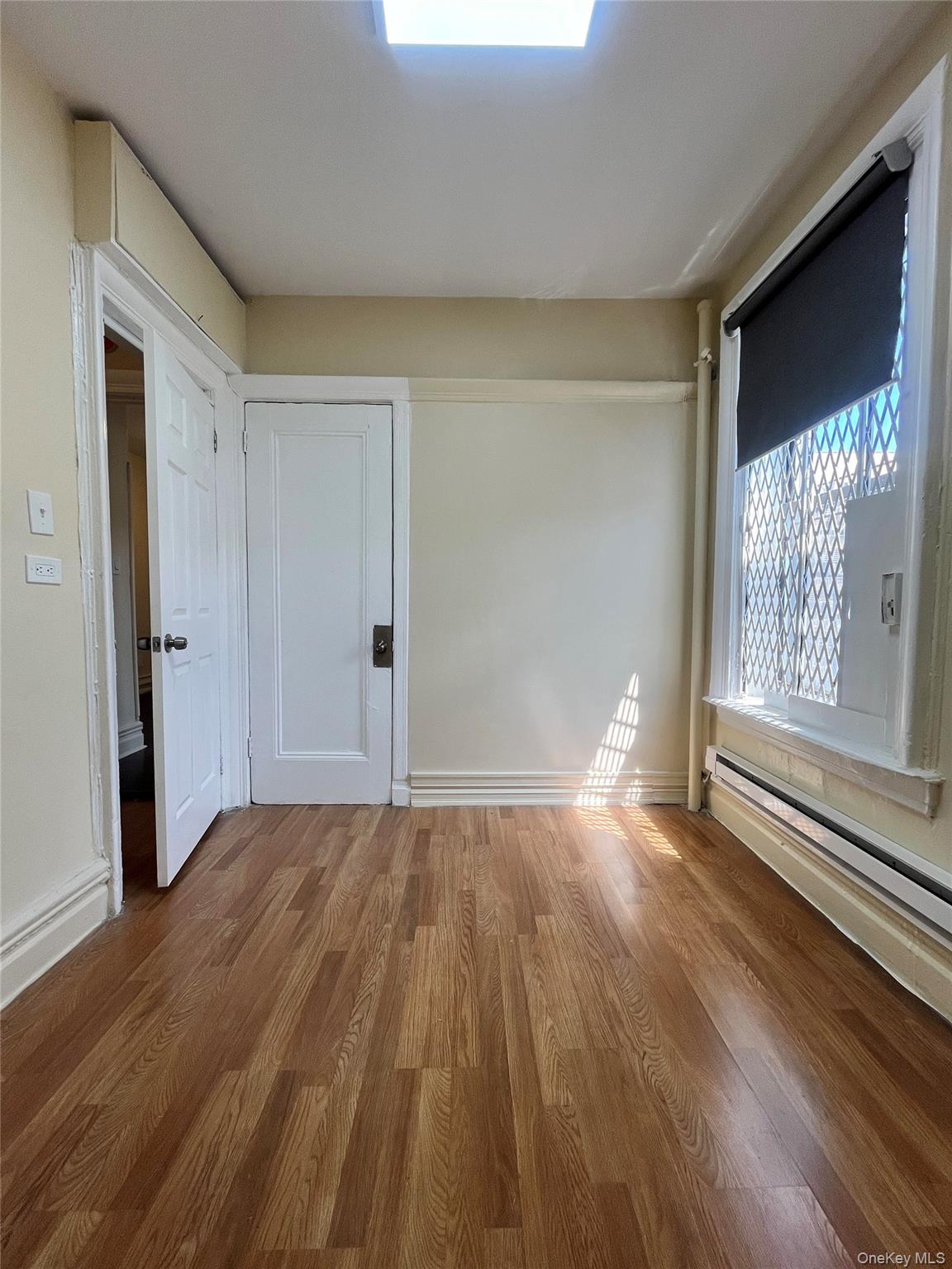 #2 photo, 30-32 E Kingbridge Road, Bronx , NY 10468