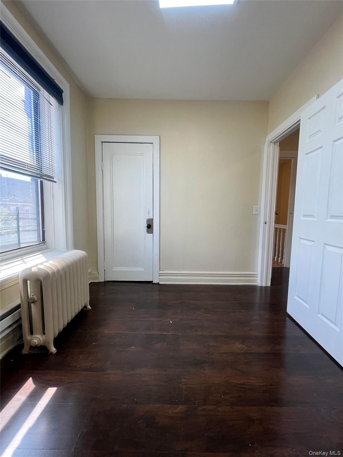 #4 photo, 30-32 E Kingbridge Road, Bronx , NY 10468