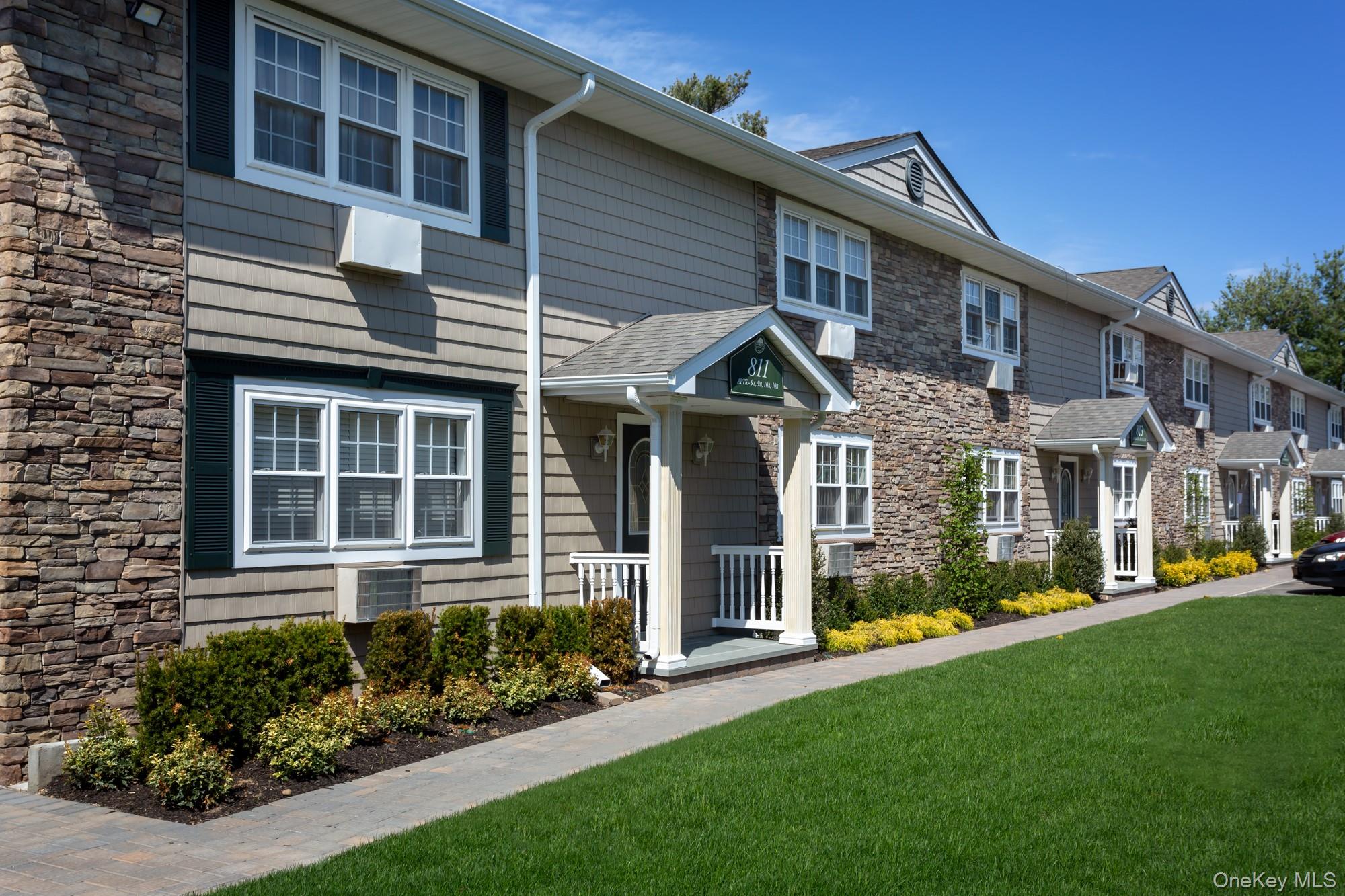 #2 photo, 817 Long Island Avenue, Deer Park , NY 11729