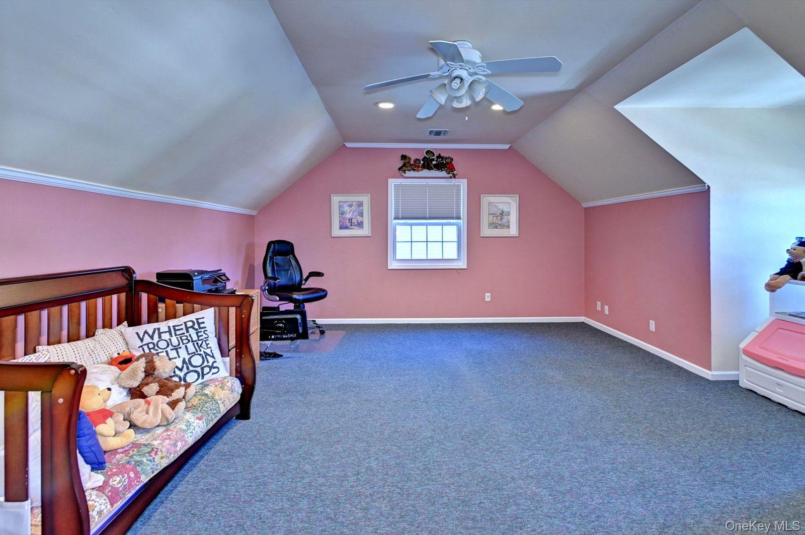 #21 photo, 410 Mystic Way, Bay Shore , NY 11706