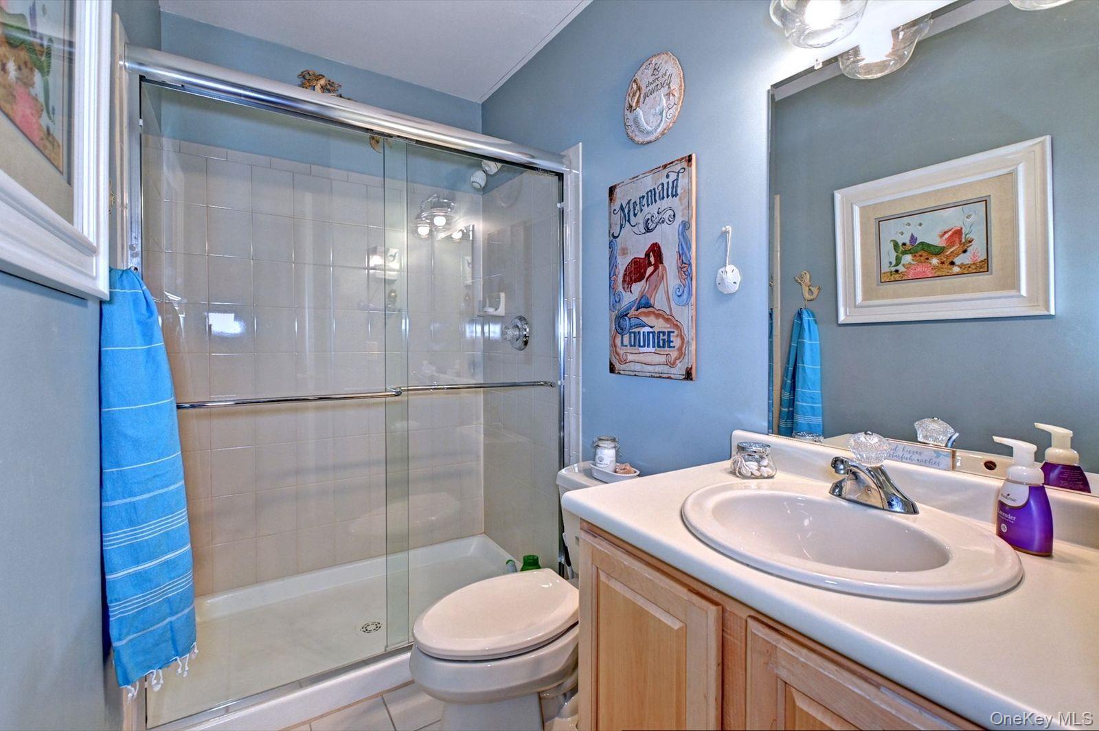 #22 photo, 410 Mystic Way, Bay Shore , NY 11706