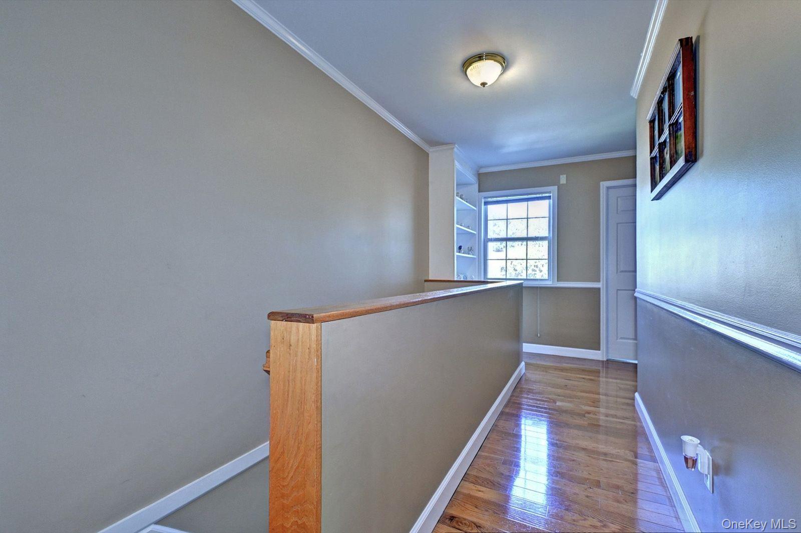 #24 photo, 410 Mystic Way, Bay Shore , NY 11706