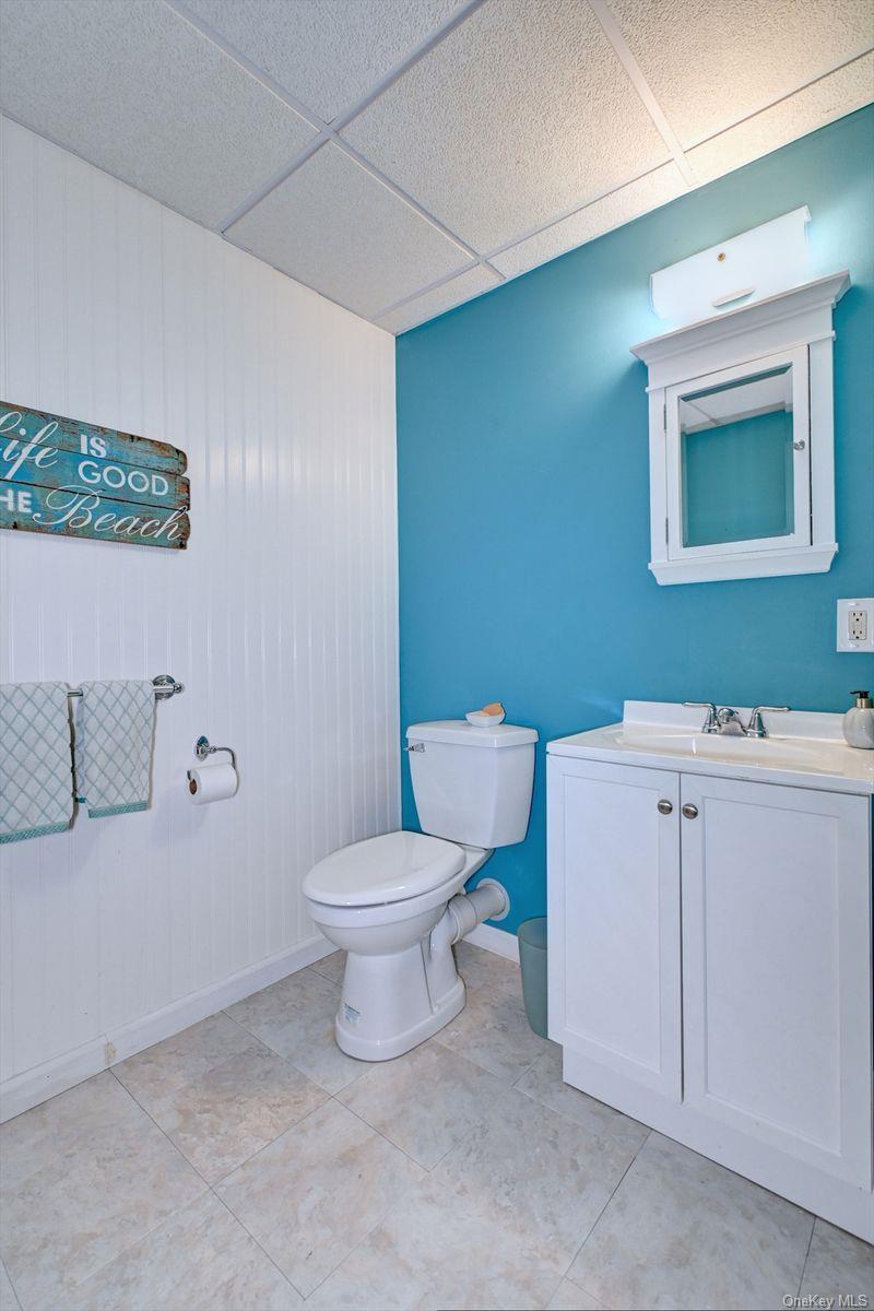 #28 photo, 410 Mystic Way, Bay Shore , NY 11706