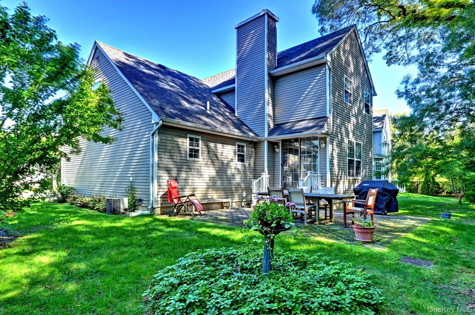 #30 photo, 410 Mystic Way, Bay Shore , NY 11706