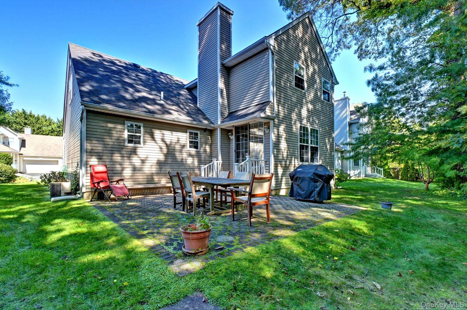 #31 photo, 410 Mystic Way, Bay Shore , NY 11706