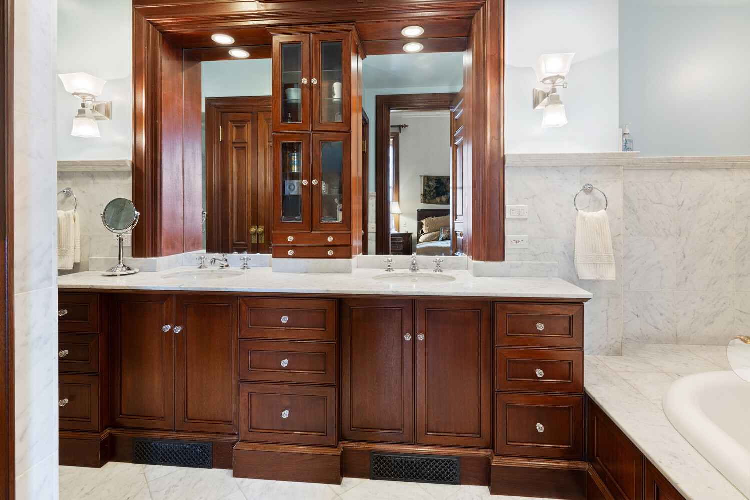 #12 photo, 1 W 72ND Street, マンハッタン Upper West Side , NY 10023