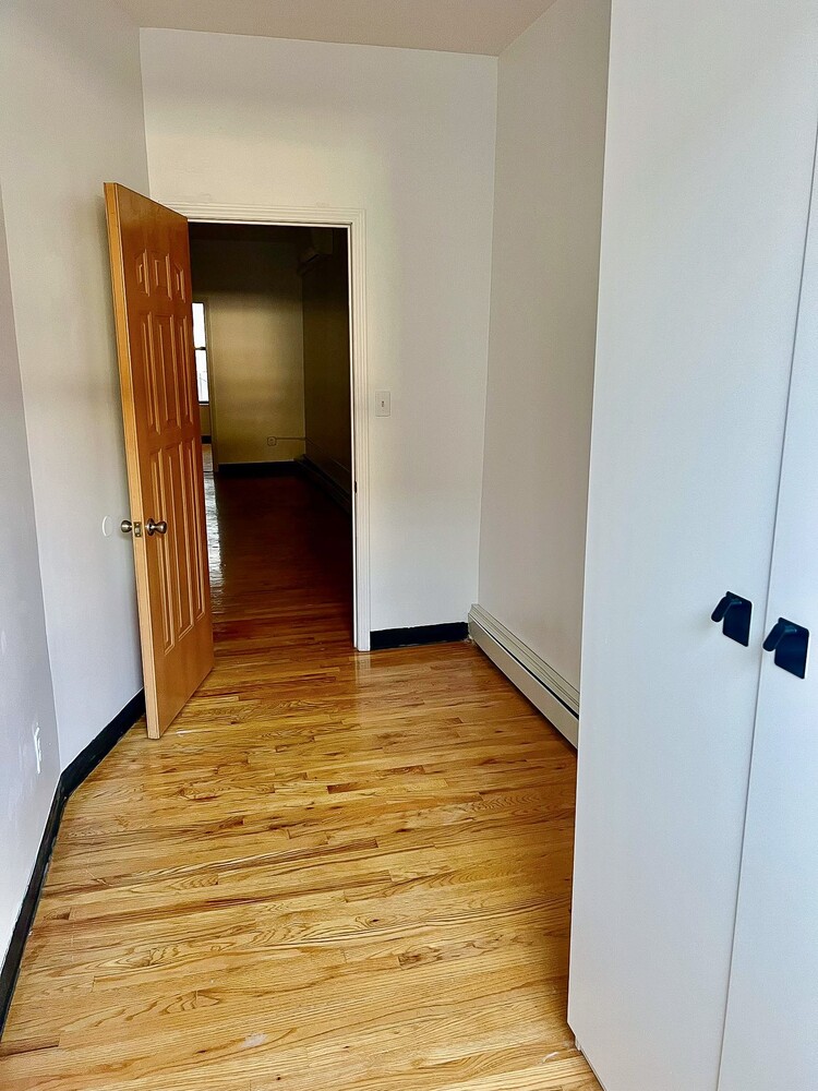 #10 photo, Brooklyn, Stuyvesant Heights , NY 11206