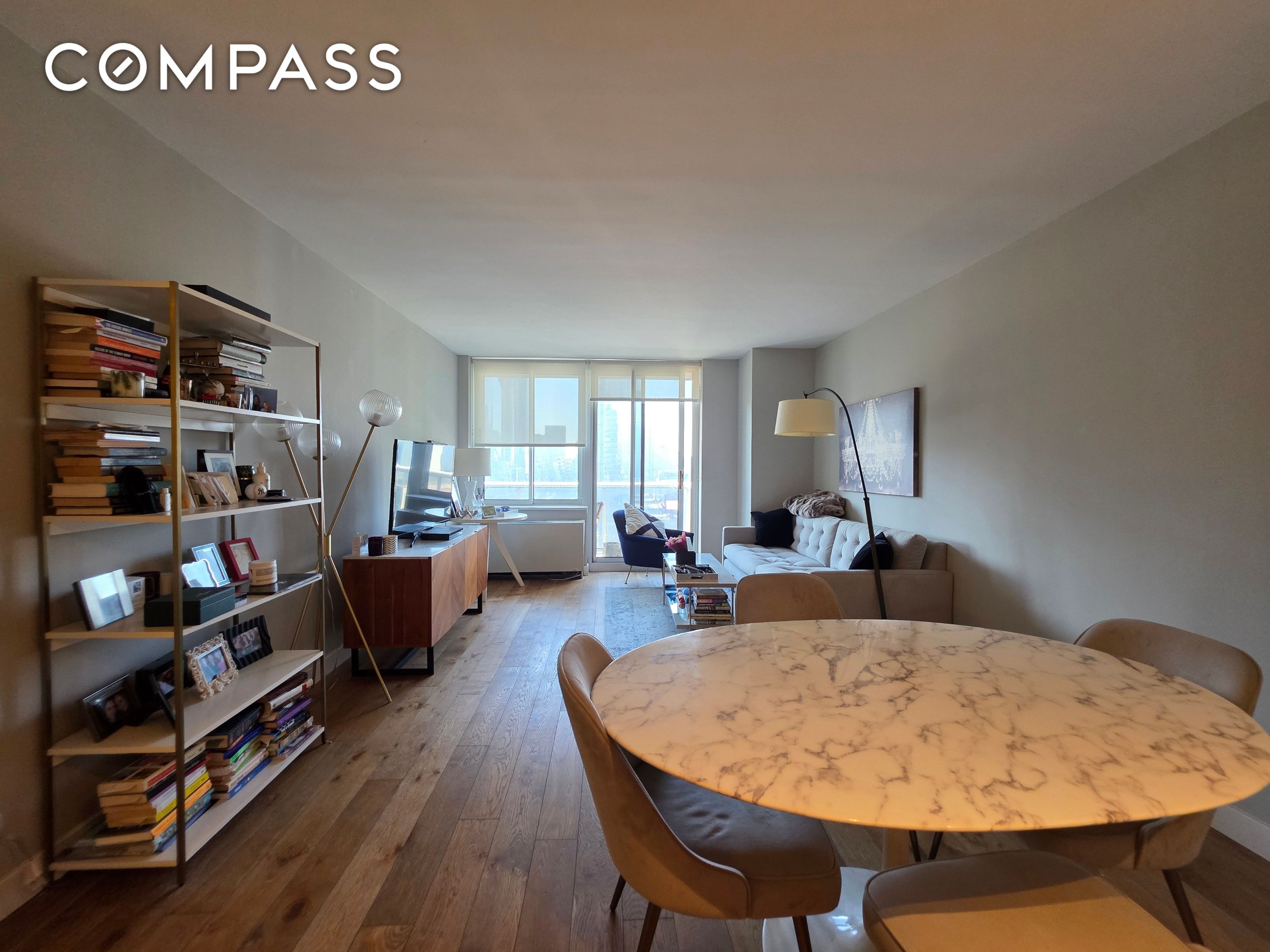 #1 photo, New York City, マンハッタン Hell's Kitchen , NY 10036