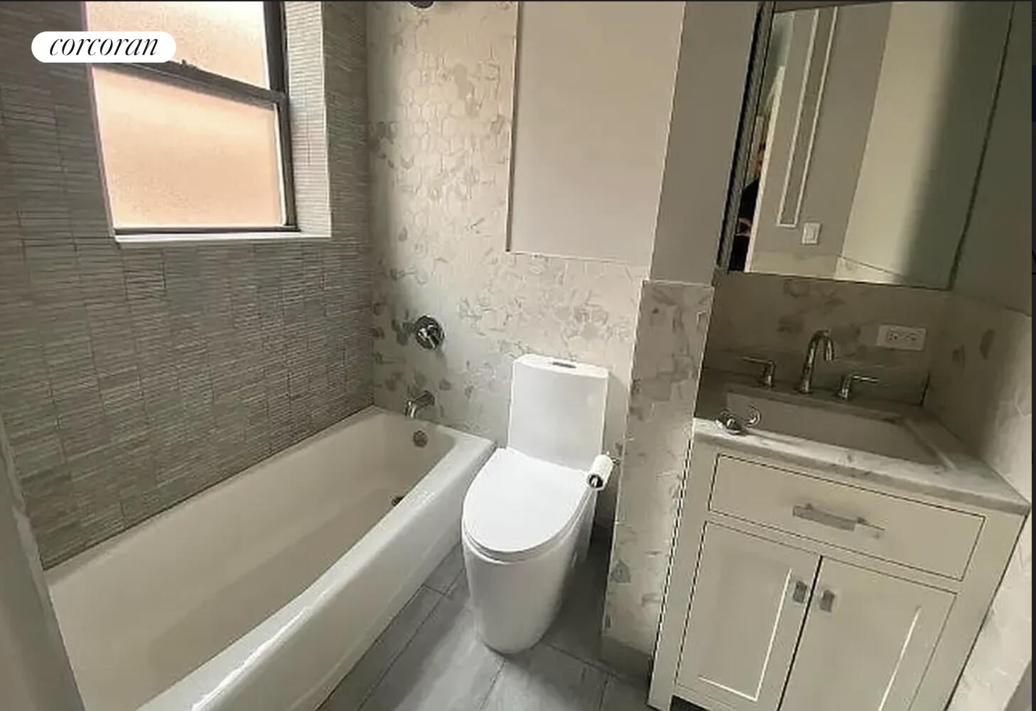 #7 photo, New York City, マンハッタン Upper West Side , NY 10024