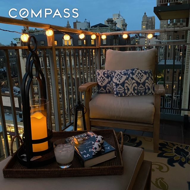 #10 photo, 201 W 70th Street, Upper West Side , NY 10023