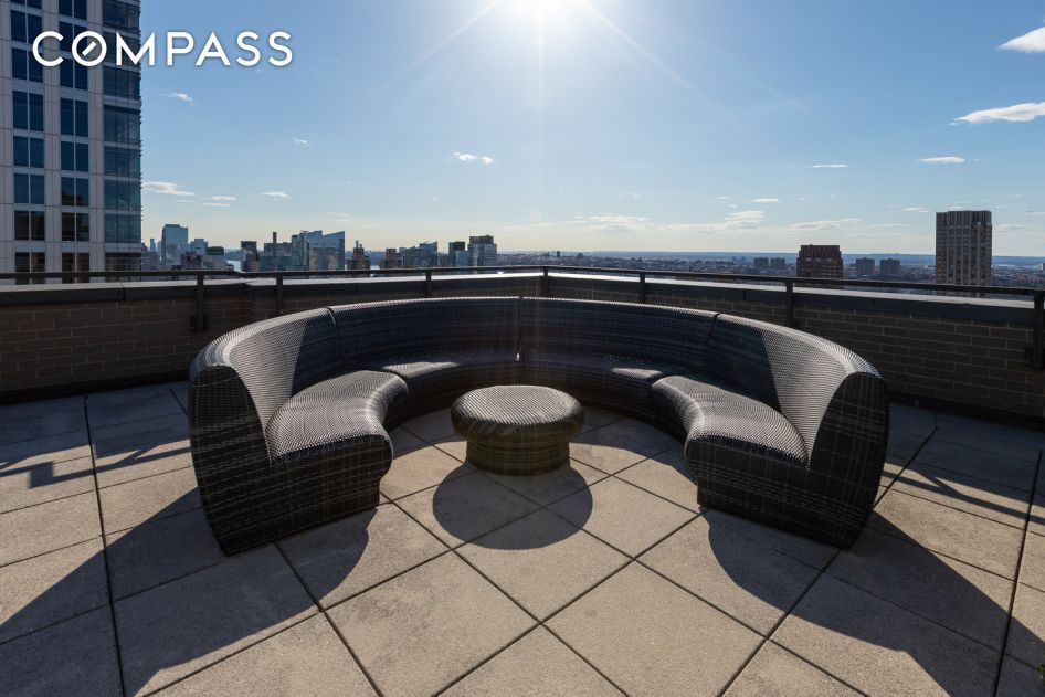 #16 photo, 201 W 70th Street, Upper West Side , NY 10023