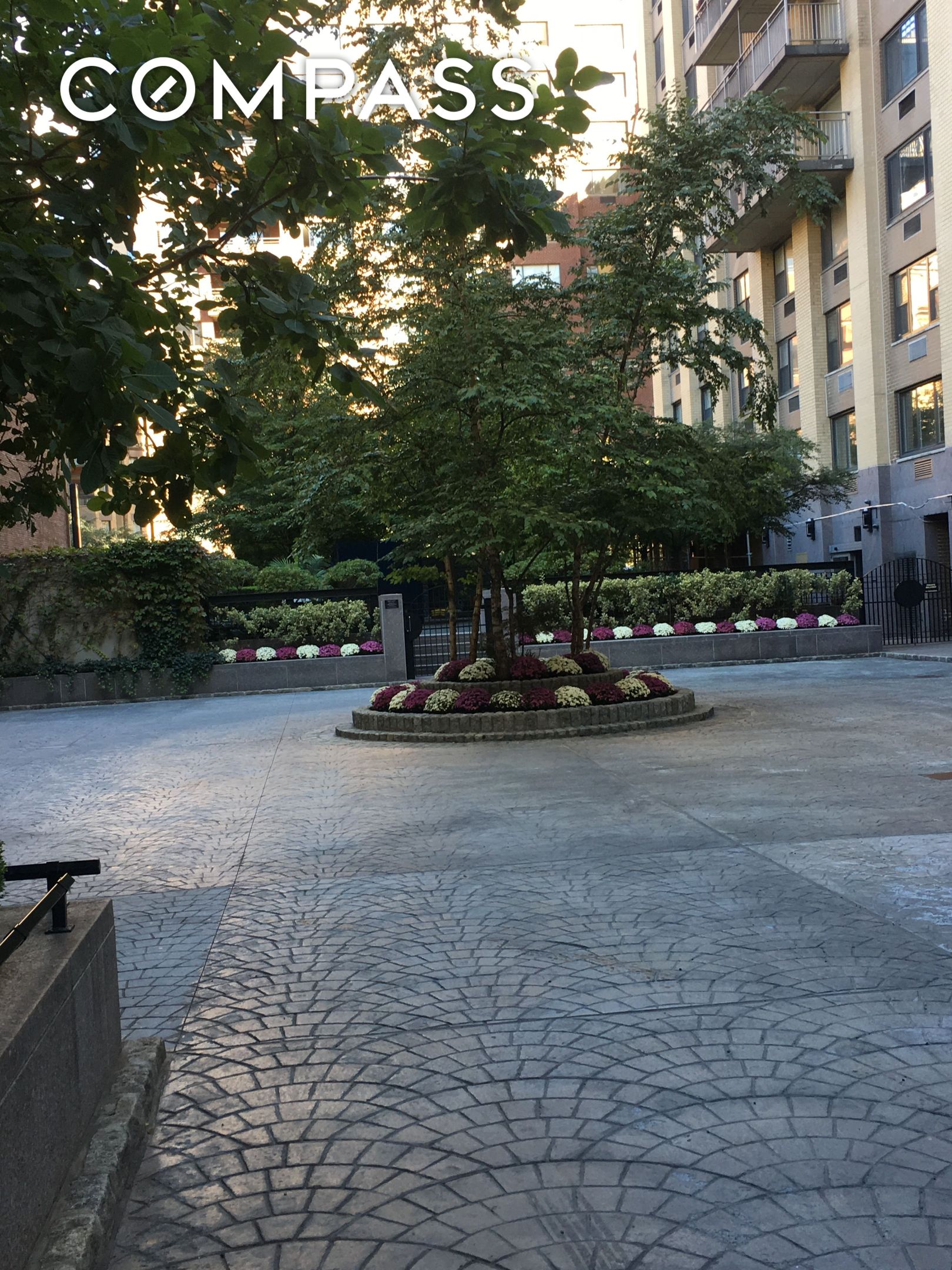 #17 photo, 201 W 70th Street, Upper West Side , NY 10023