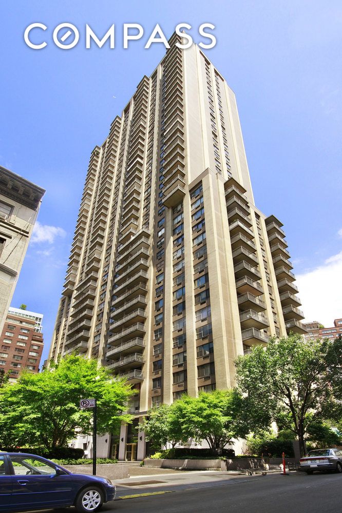 #20 photo, 201 W 70th Street, Upper West Side , NY 10023