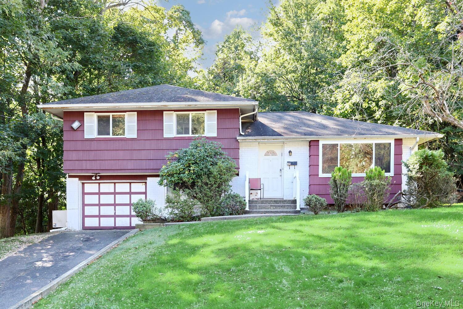 #1 photo, 24 Hilltop Lane, Monsey , NY 10952