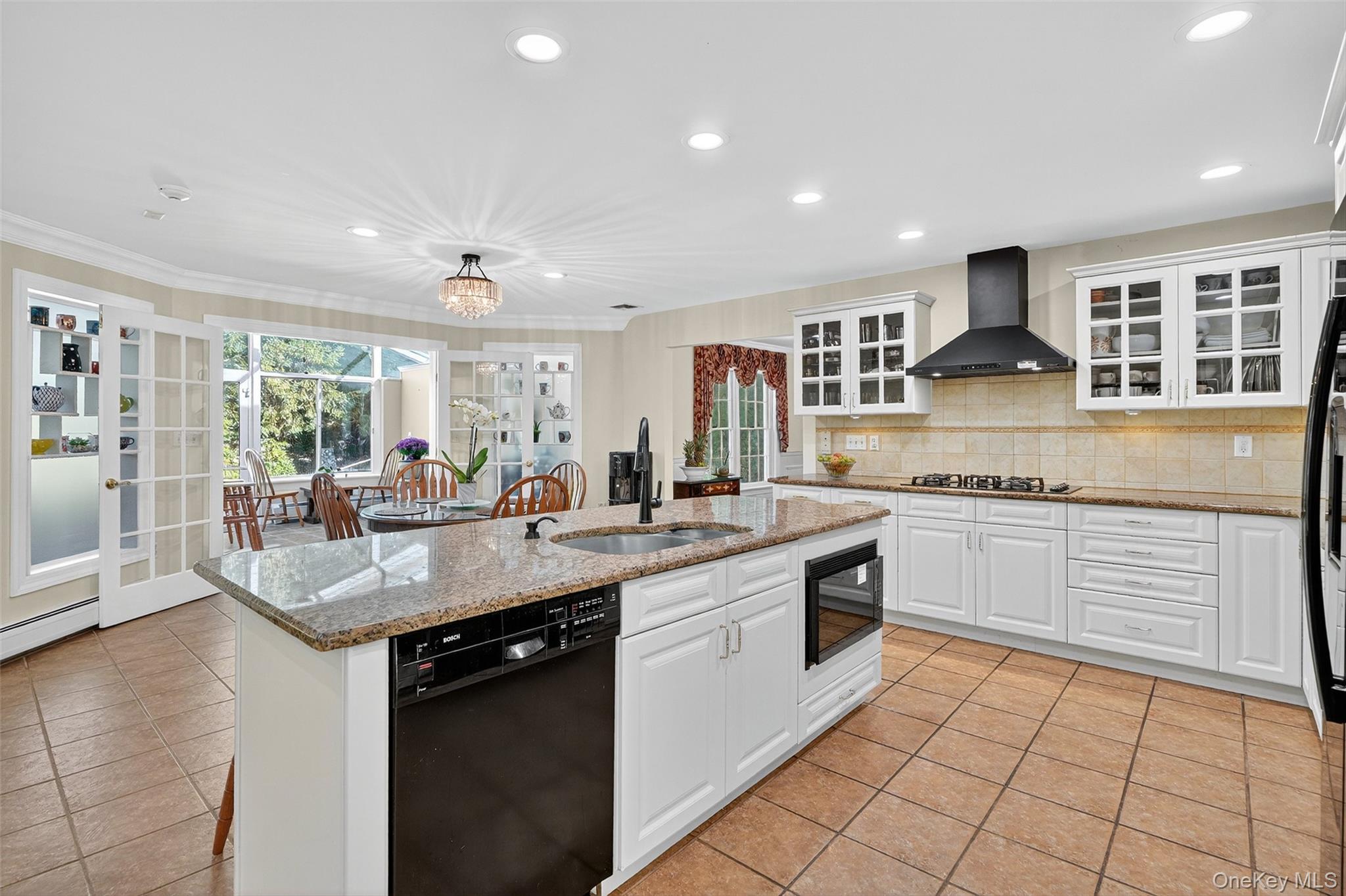 #16 photo, 33 King Arthur Court, New City , NY 10956