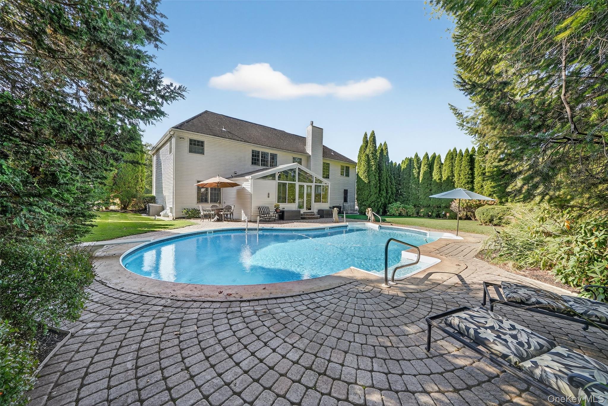 #6 photo, 33 King Arthur Court, New City , NY 10956