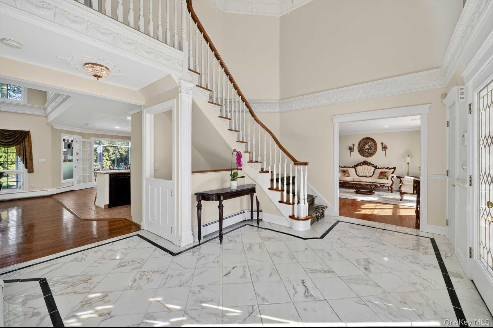 #8 photo, 33 King Arthur Court, New City , NY 10956