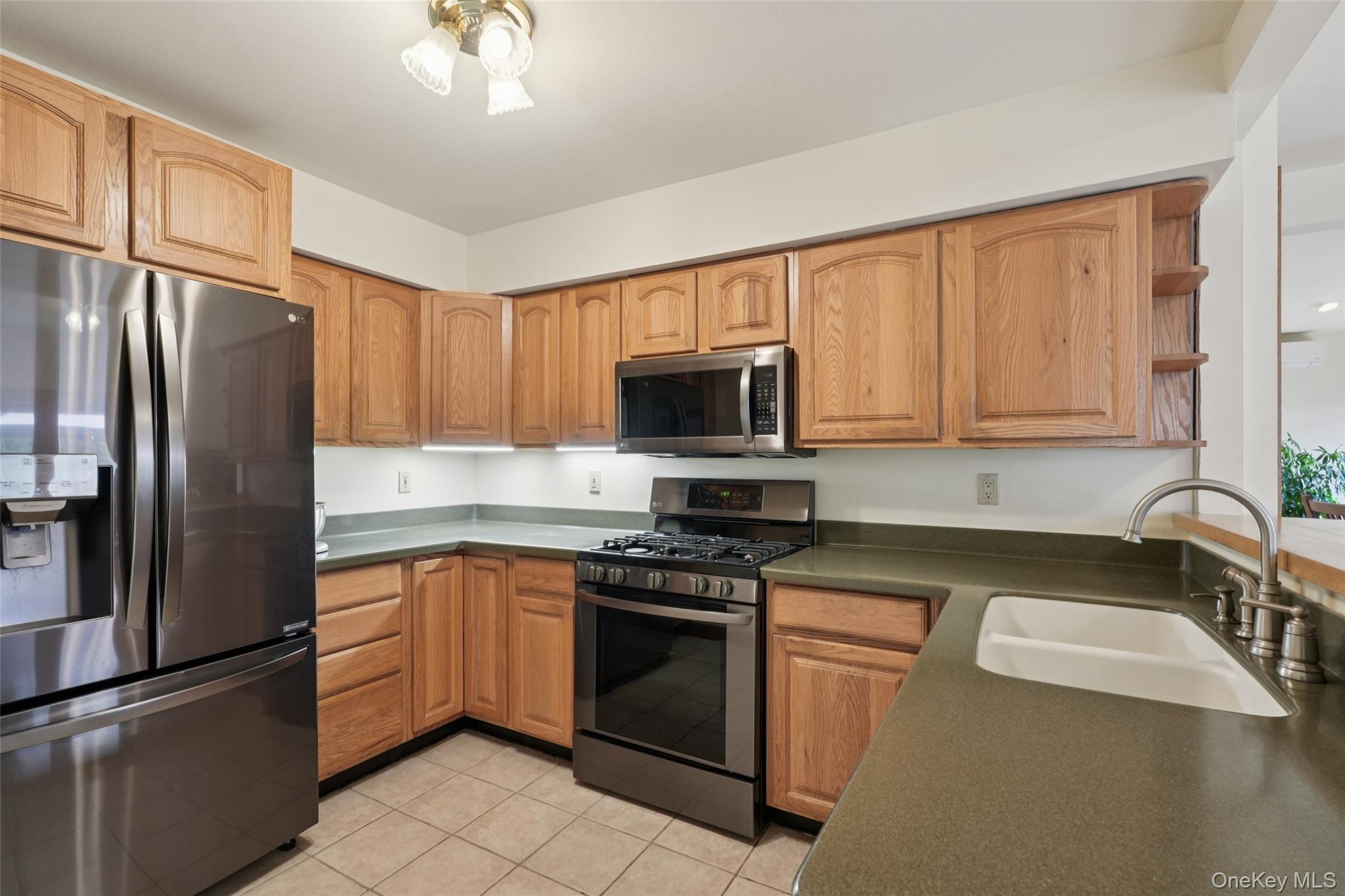 #13 photo, 4 Sunset Road, Sloatsburg , NY 10974