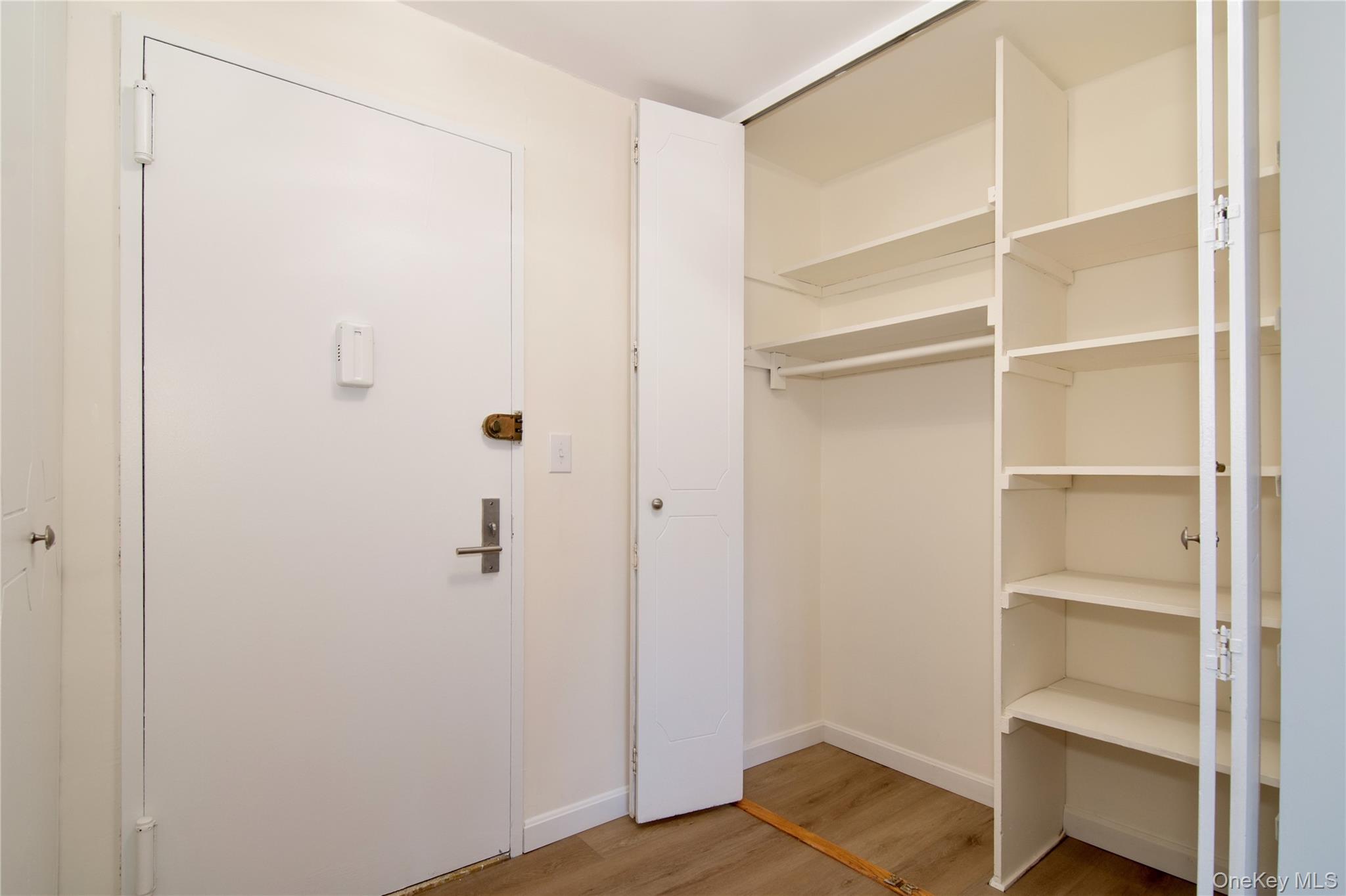 #4 photo, 21 Fairview Avenue, Tuckahoe , NY 10707