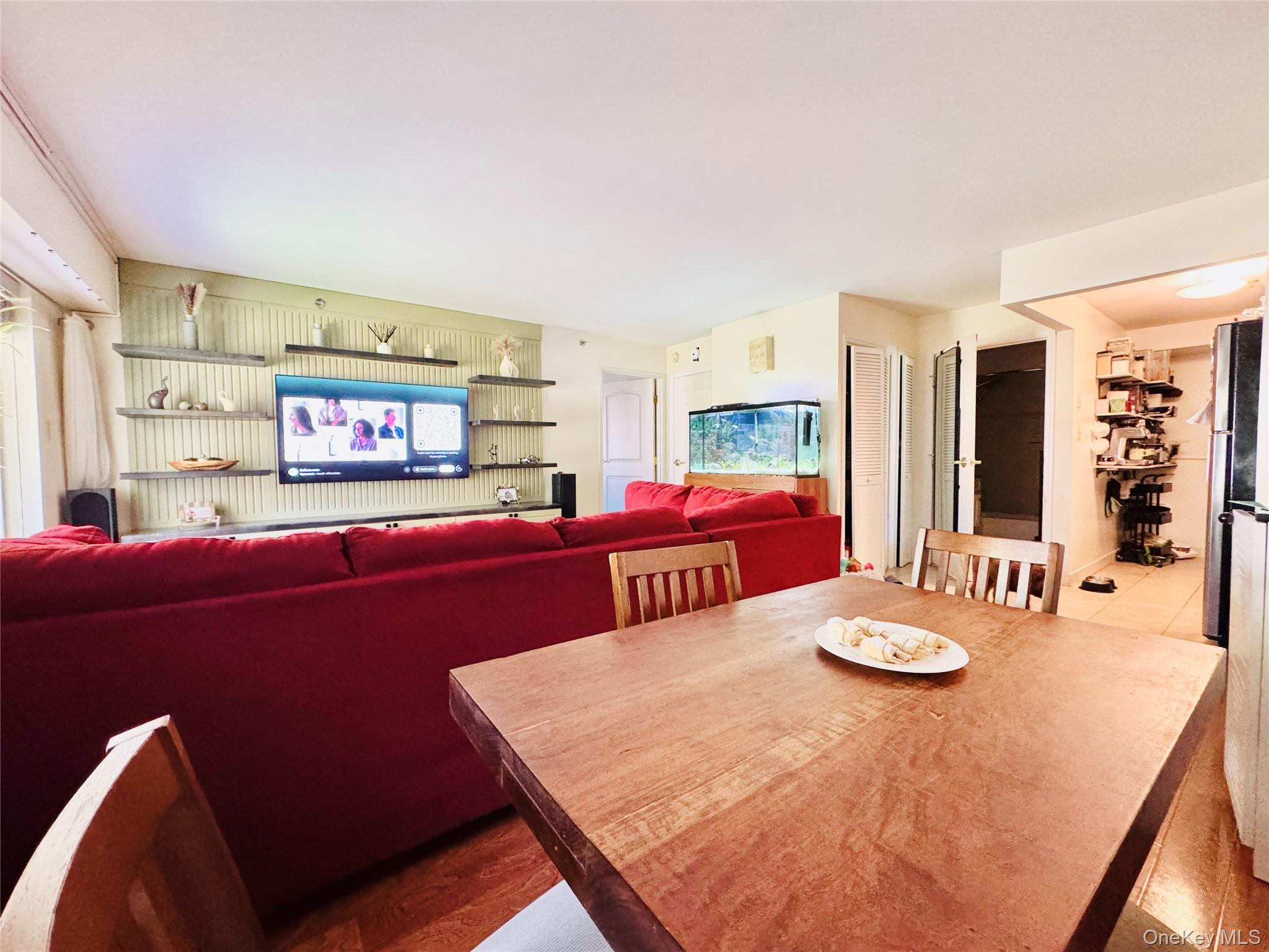 #10 photo, 64-34 Grand Central Parkway, クイーンズ区 Forest Hills , NY 11375