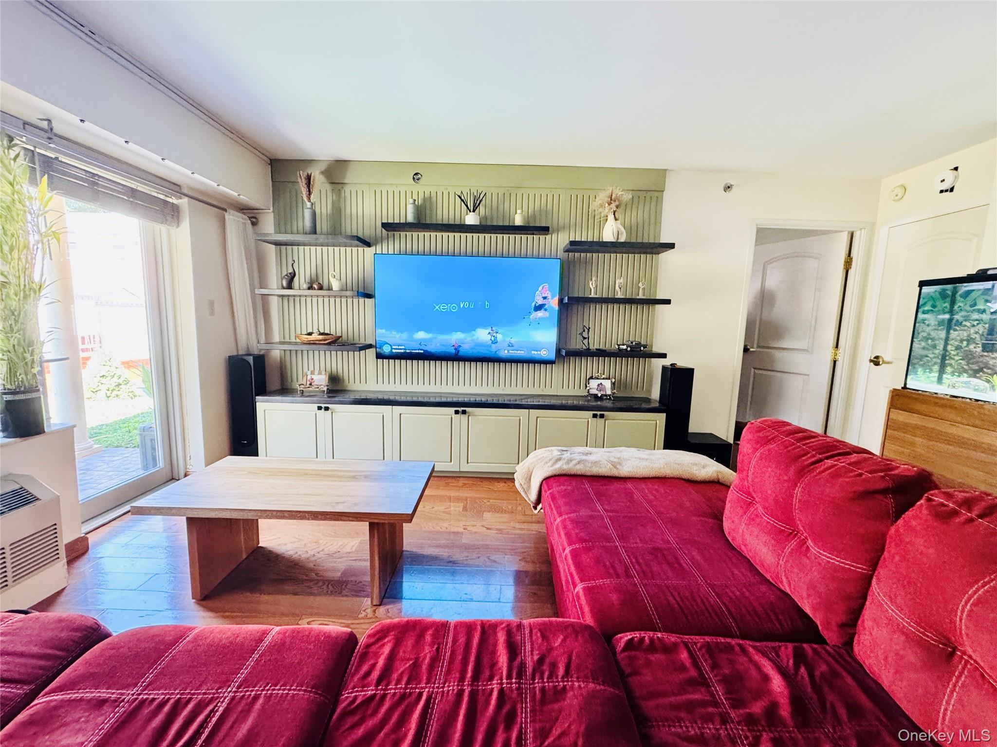 #11 photo, 64-34 Grand Central Parkway, クイーンズ区 Forest Hills , NY 11375