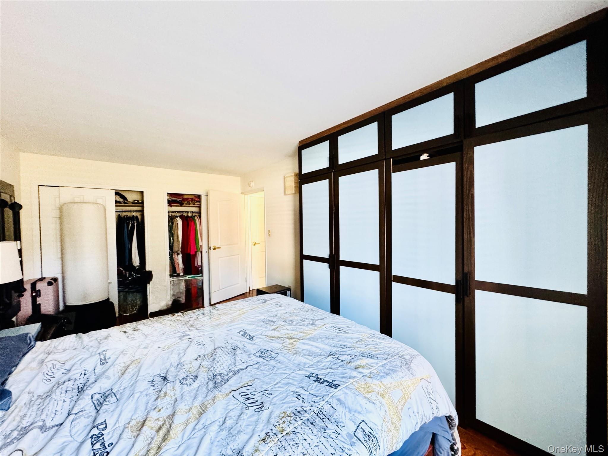 #5 photo, 64-34 Grand Central Parkway, クイーンズ区 Forest Hills , NY 11375