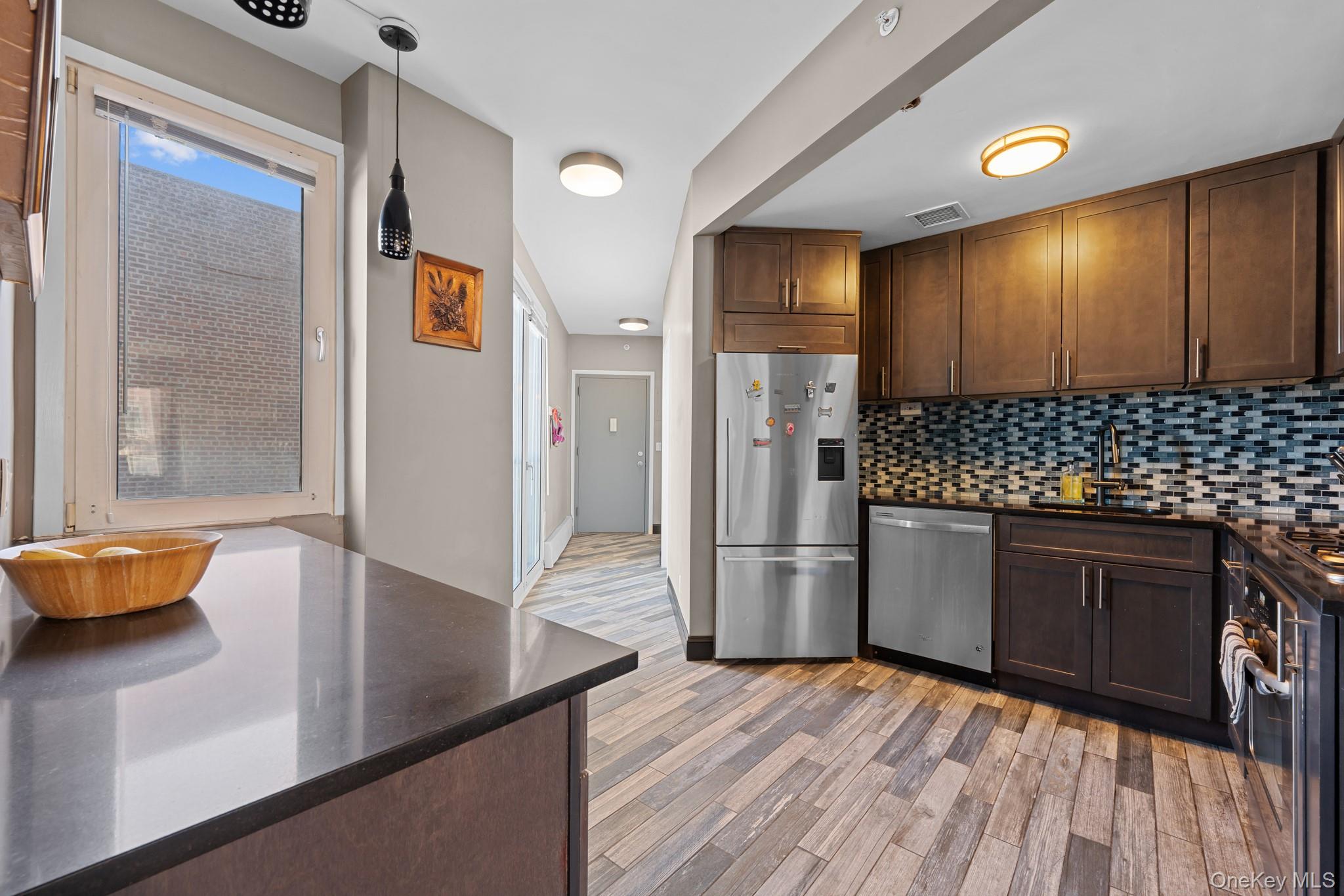 #4 photo, 118-20 Ocean Promenade, Rockaway Park , NY 11694