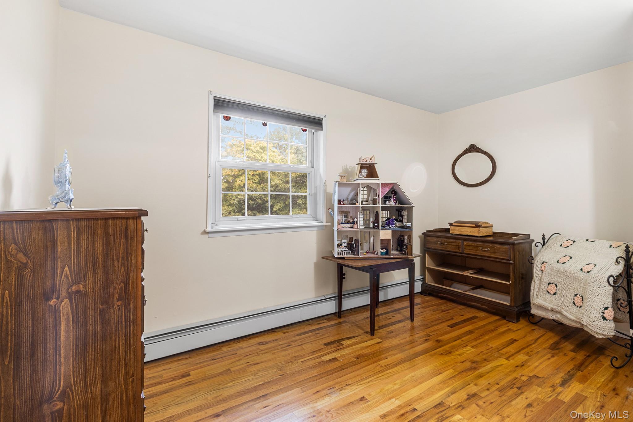 #15 photo, 8 Barry Lane, Mount Sinai , NY 11766