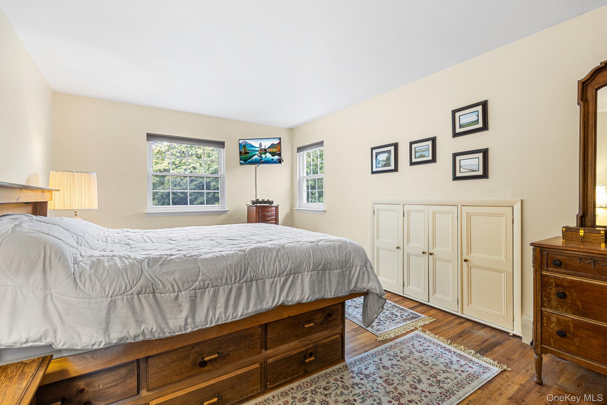 #19 photo, 8 Barry Lane, Mount Sinai , NY 11766